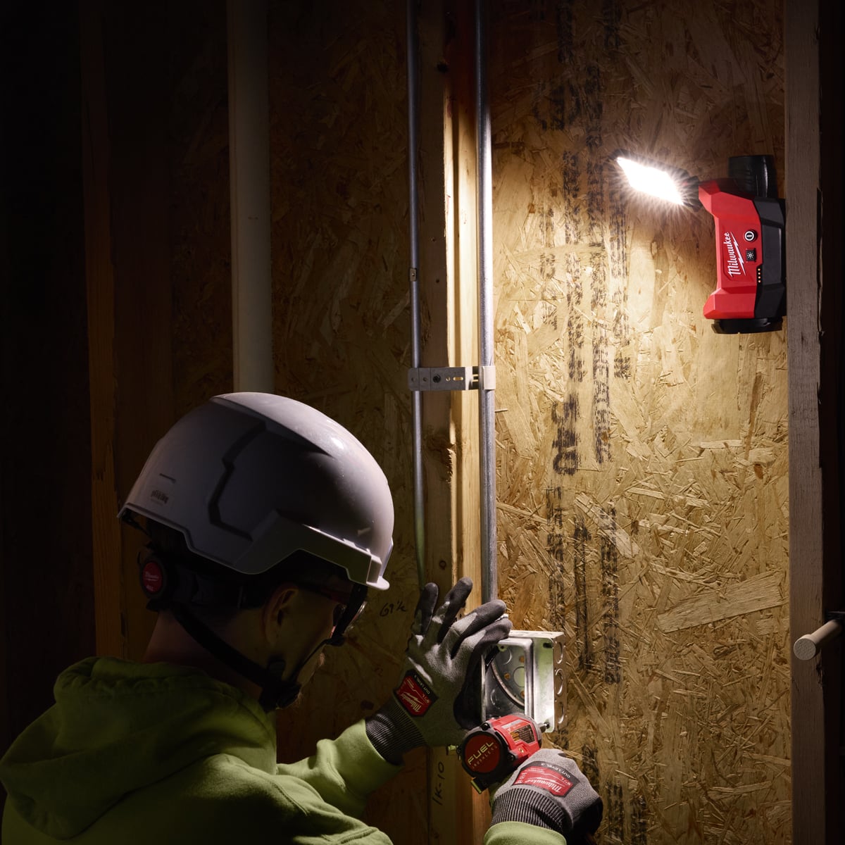 Milwaukee M12ALIP M12 Single Cleat Packout Task Light